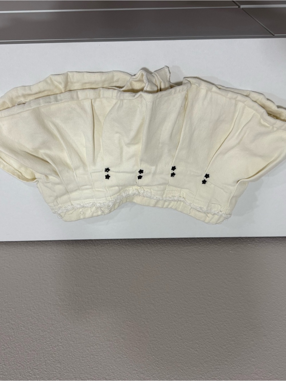 Kids Cream Elastic-Waist Skirt with Star Stitch Detail